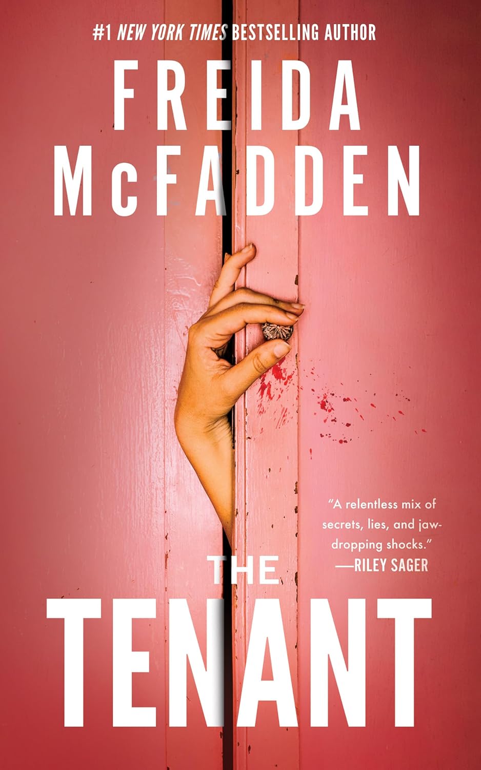 The Tenant by Freida McFadden (Paperback)