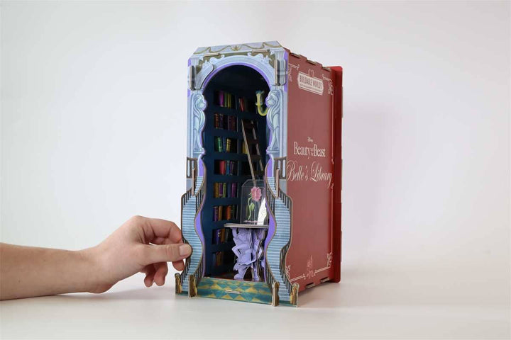 Disney Beauty and the Beast: Belle's Library by IglooBooks