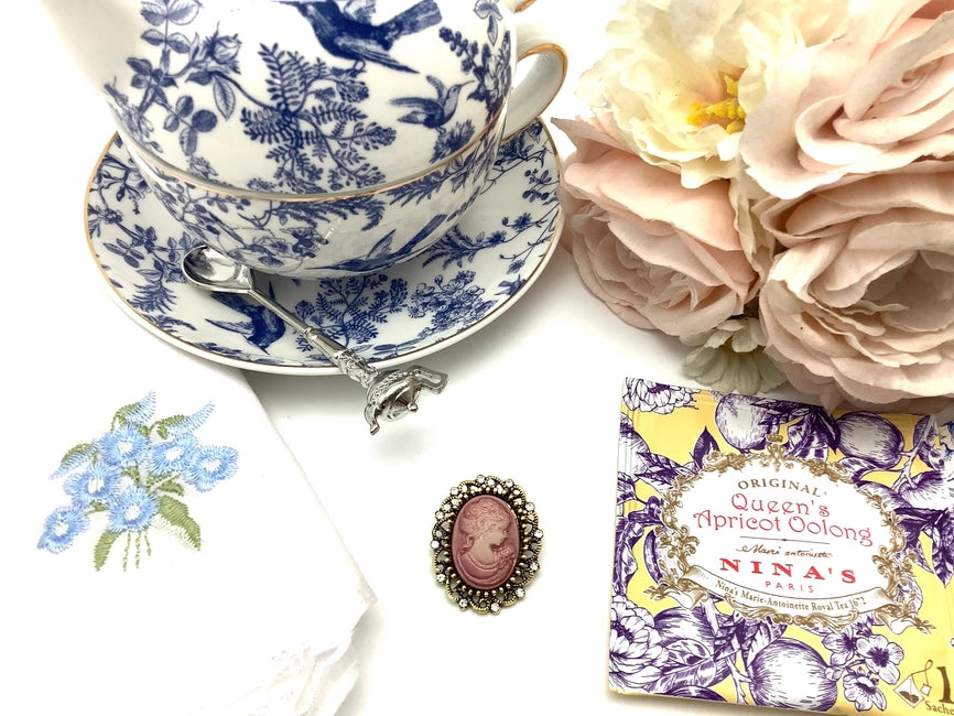 Lady Whistledown Cameo Brooch with Gift Box