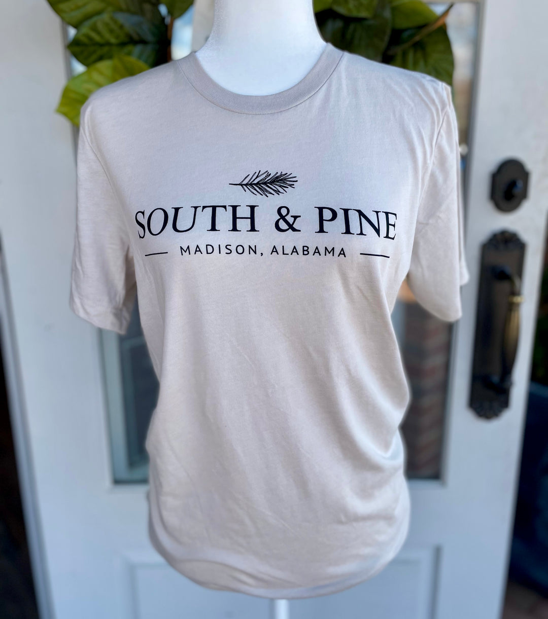 South & Pine T-Shirt - Dust & Black